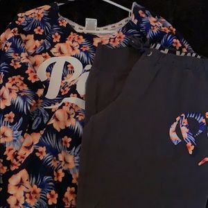 Matching Tropical sweatsuit from PINK 🌺